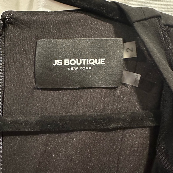 JS BOUTIQUE - Picture 3 of 5